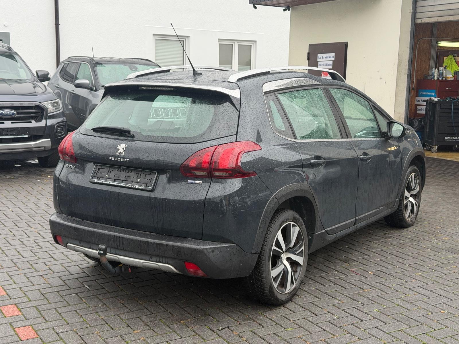 Peugeot 2008 1.2*ZAHNRIEMEN+BREMSEN VORNE NEU*TOP!*