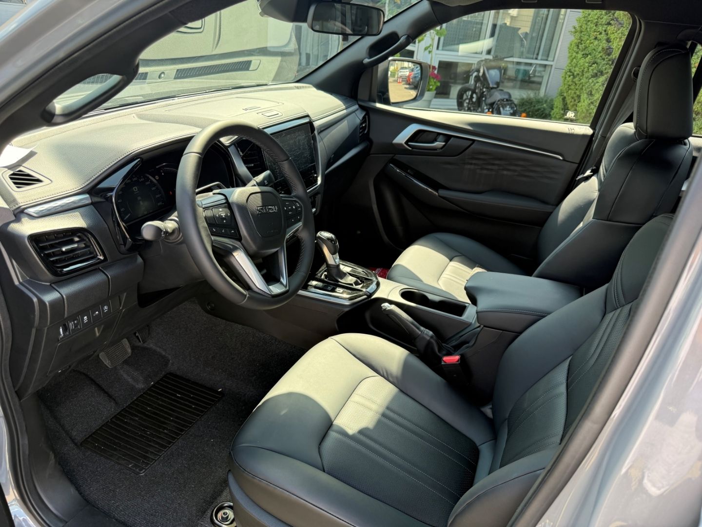 Fahrzeugabbildung Isuzu D-Max Double Cab 2.2 Turbo 4WD LSE