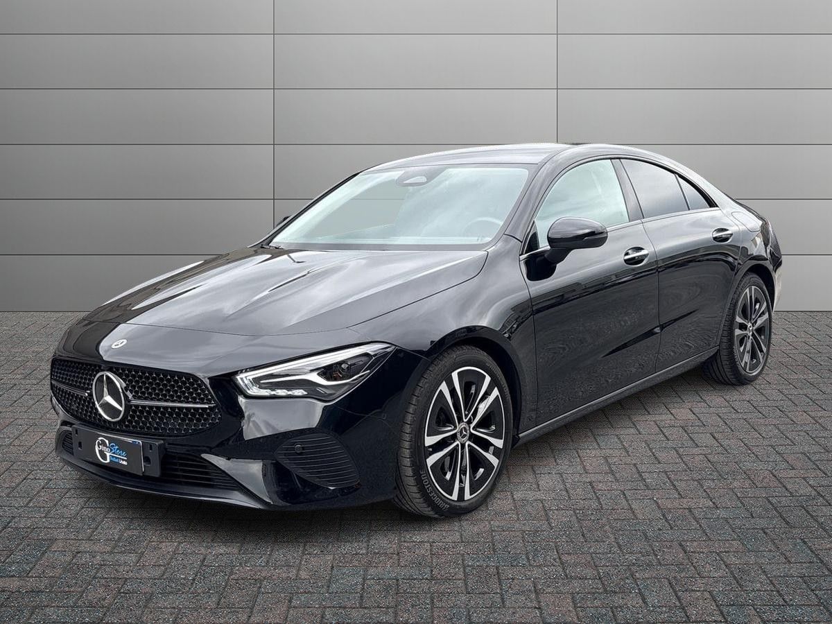 Mercedes-Benz CLA Coupe 200 Progressive Advanced