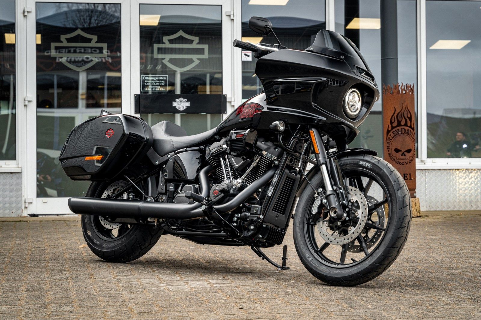 Fahrzeugabbildung Harley-Davidson FXLRST LOW RIDER ST 117 MY25 - RockfordFosgate
