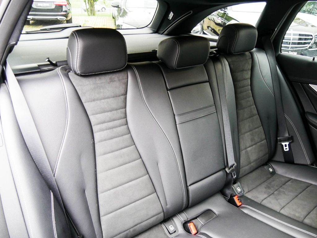 Mercedes-Benz E 300 de T |AMG|DISTR|LED|NAVI|AHK|KAM|MBUX|PTS