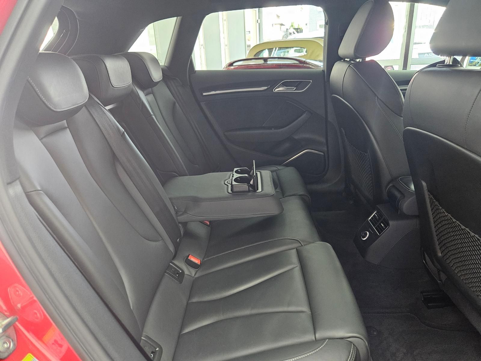 Audi RS3 2.5 TFSI quattro, foto 25