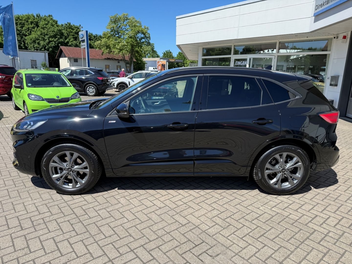 Fahrzeugabbildung Ford Kuga ST-Line X ACC LED Pano RFK Navi B&O AHK TWA