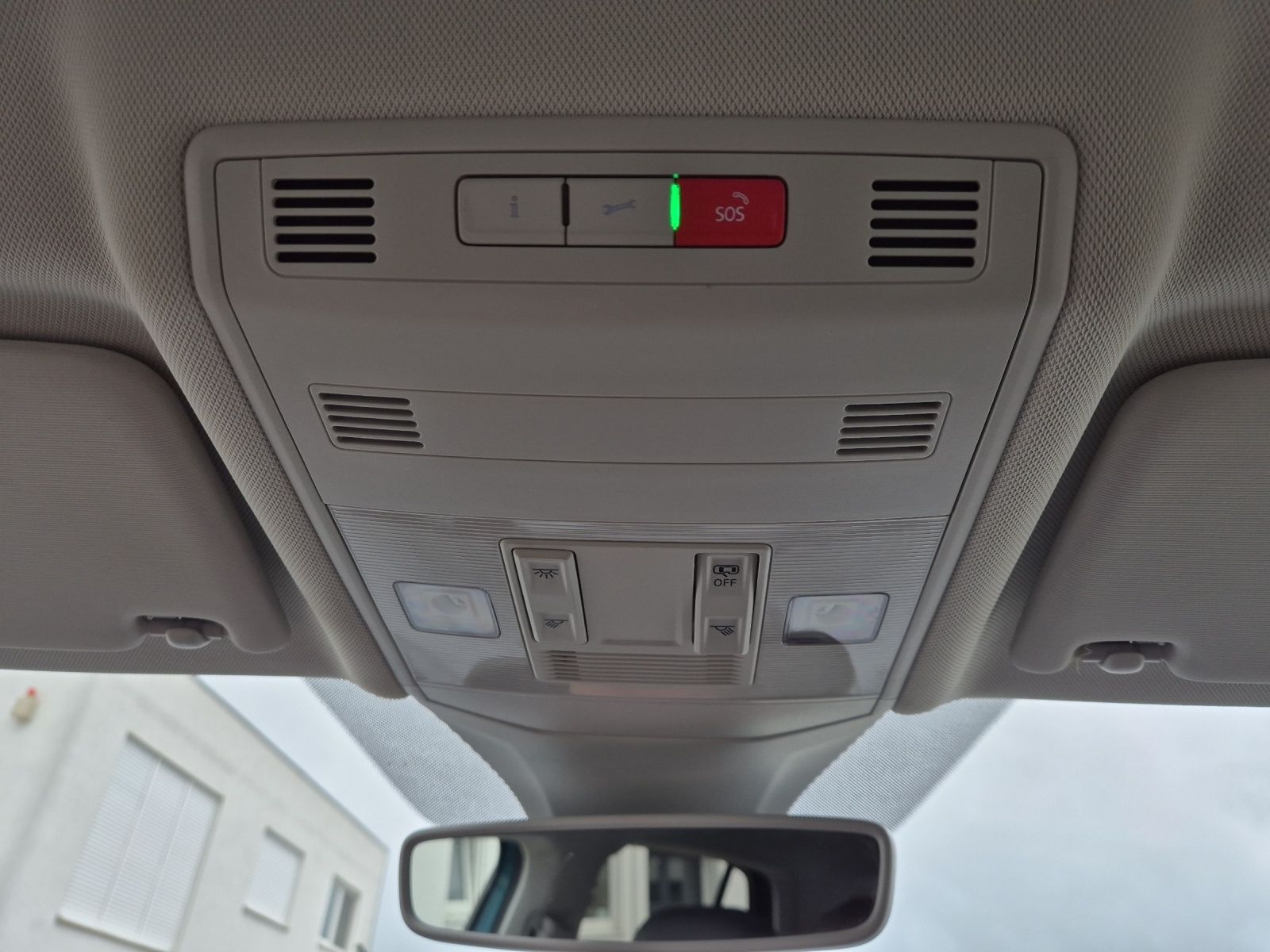 Fahrzeugabbildung Volkswagen T-Cross TSI Style DSG LED Navi ACC RFK SH 17"