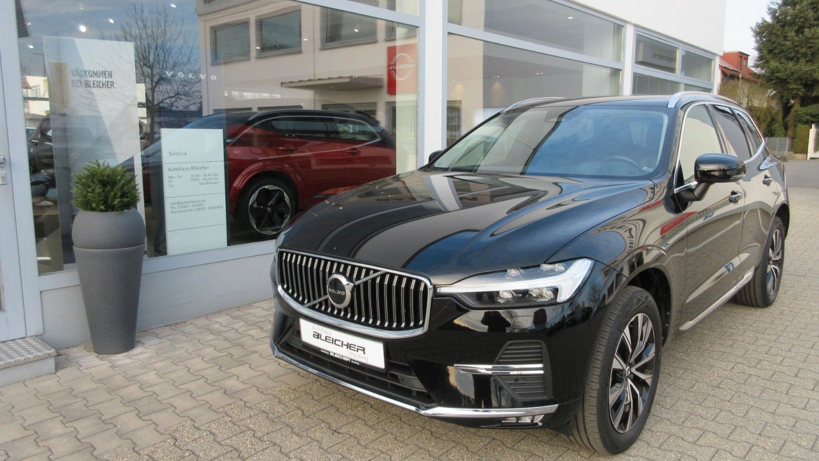 Fahrzeugabbildung Volvo XC 60 B4 Plus Bright 2WD