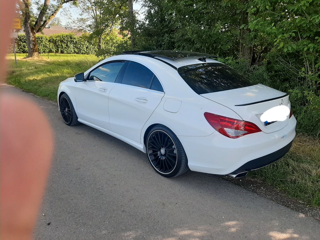 Image of Mercedes-Benz CLA 250