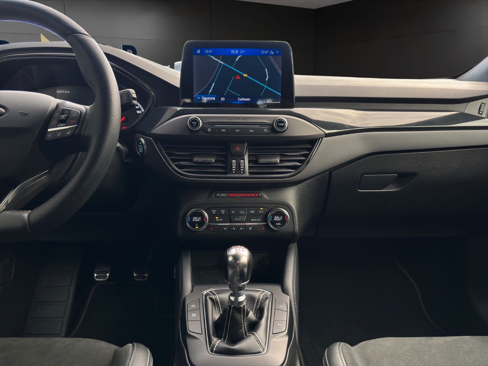 Fahrzeugabbildung Ford Focus Lim. ST *Head-Up*B&O*Keyless*Recaro*ACC