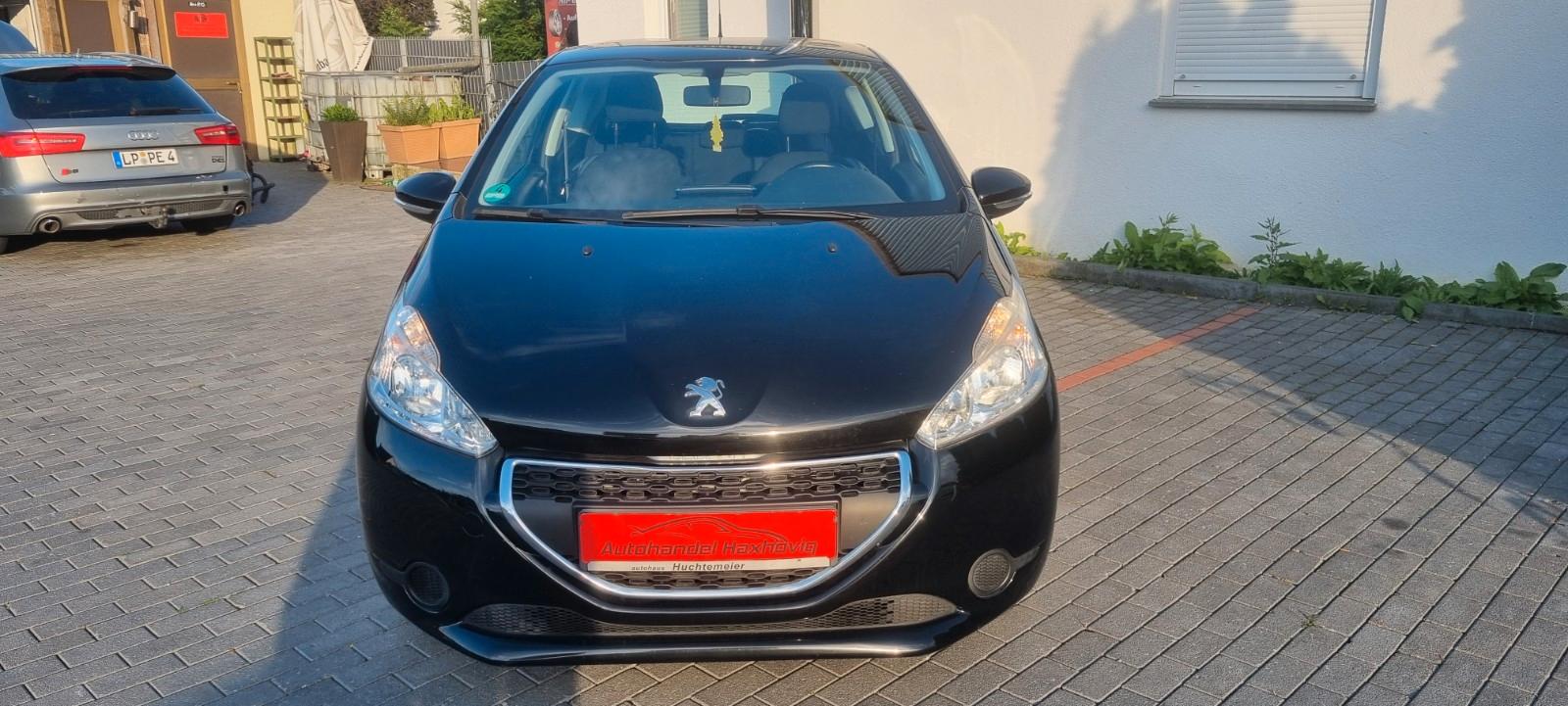 Peugeot 208 Active 1.2 Benziner