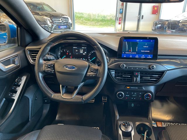 Ford Focus Lim. ST-Line 5-Türer Aut.*LED*NAVI*ACC*B&O