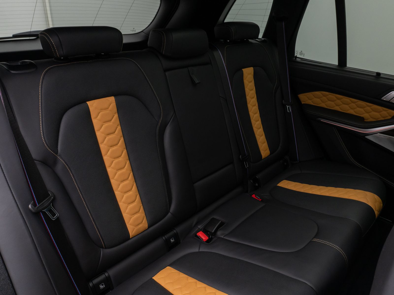 Fahrzeugabbildung BMW X5 M  Competition Panorama Laser 360°B&W SoftCL