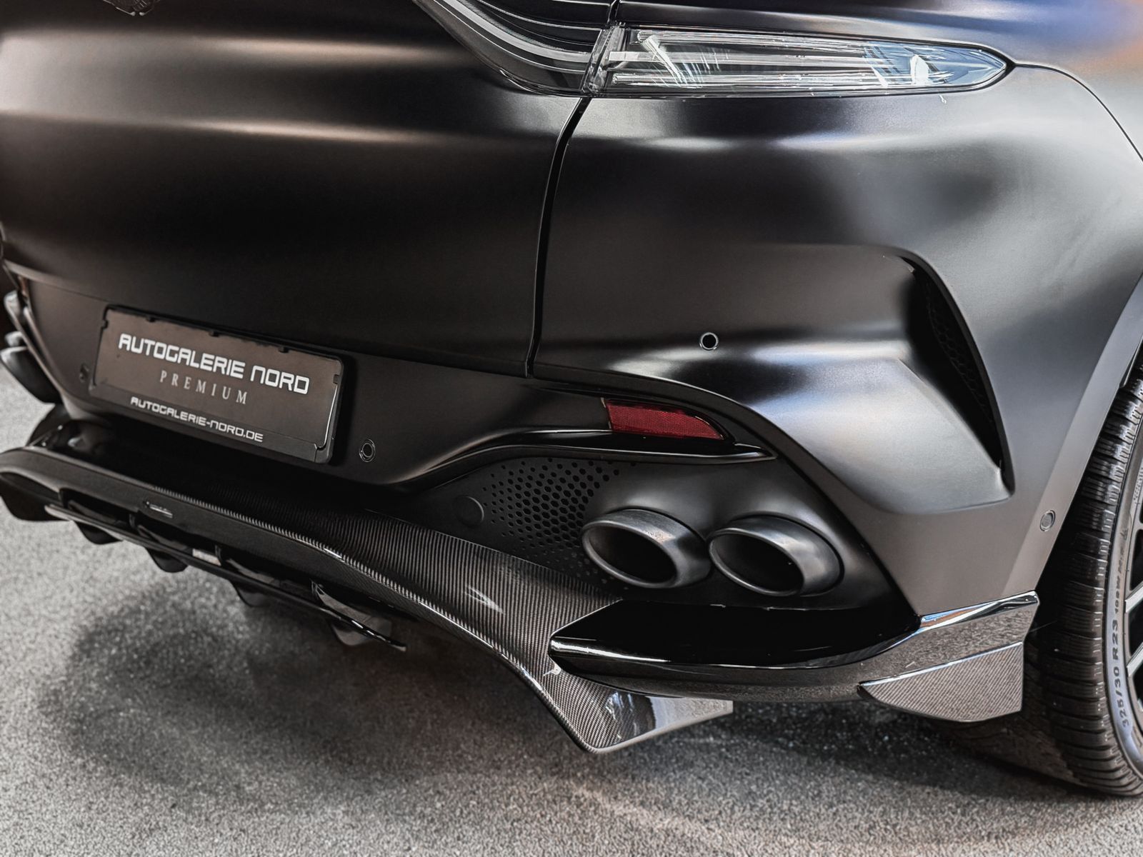 Aston Martin DBX 707 | Full Carbon | Sports Plus Seats | PPF  foto 14