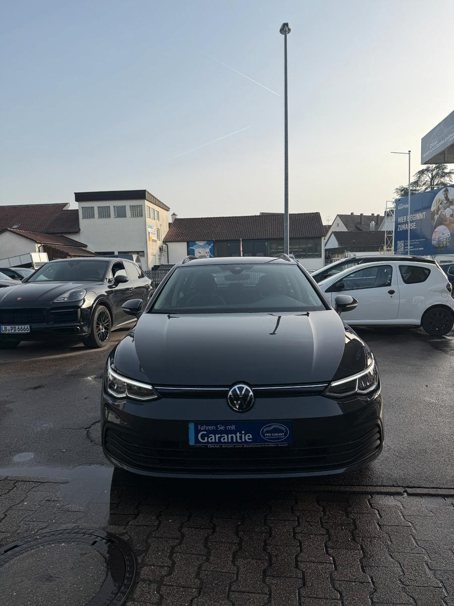 Volkswagen Golf VIII Variant Life eTSI