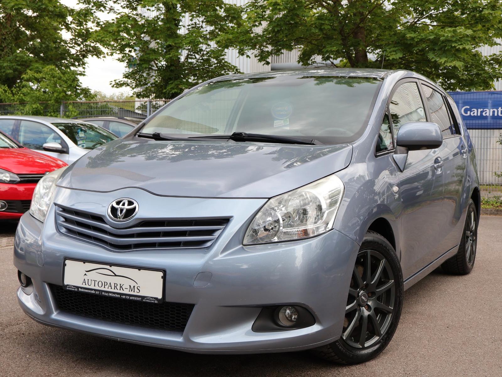 Toyota Verso 2.2 D-4D Automatik Life TÜV-PDC-Klima-Temp