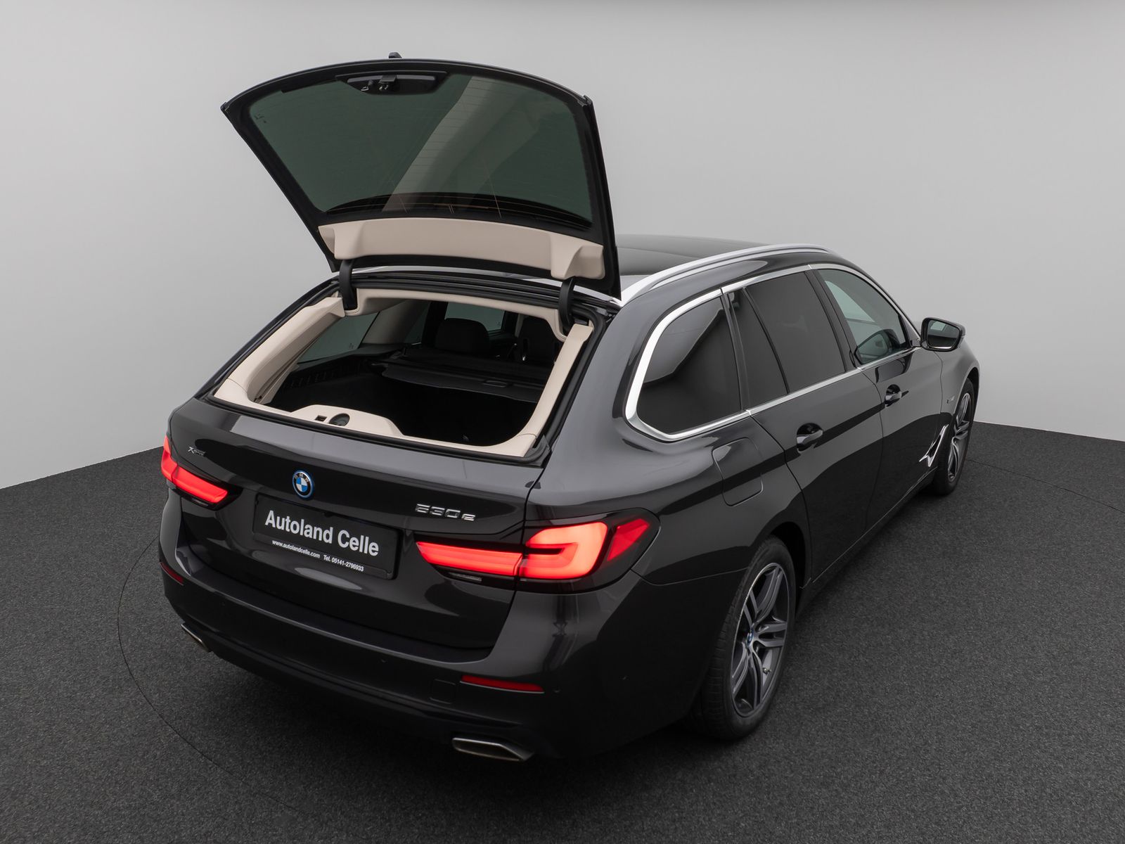 Fahrzeugabbildung BMW 530e xD Alarm DAB 360°Panorama H/K 4Klima Sport