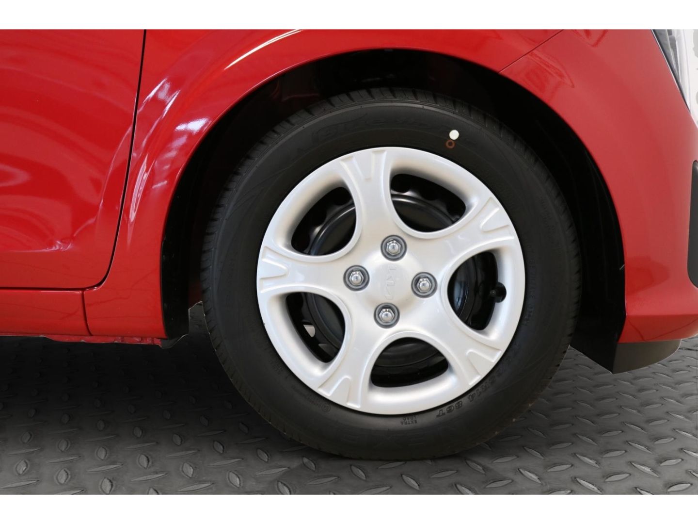 Fahrzeugabbildung Kia Picanto Core Klima Navi Kamera PDC Tempomat