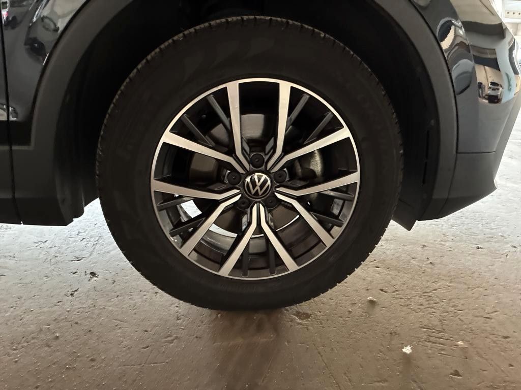 Fahrzeugabbildung Volkswagen Tiguan Life TDI DSG AHK NAVI KAMERA LED GJ  1.HD