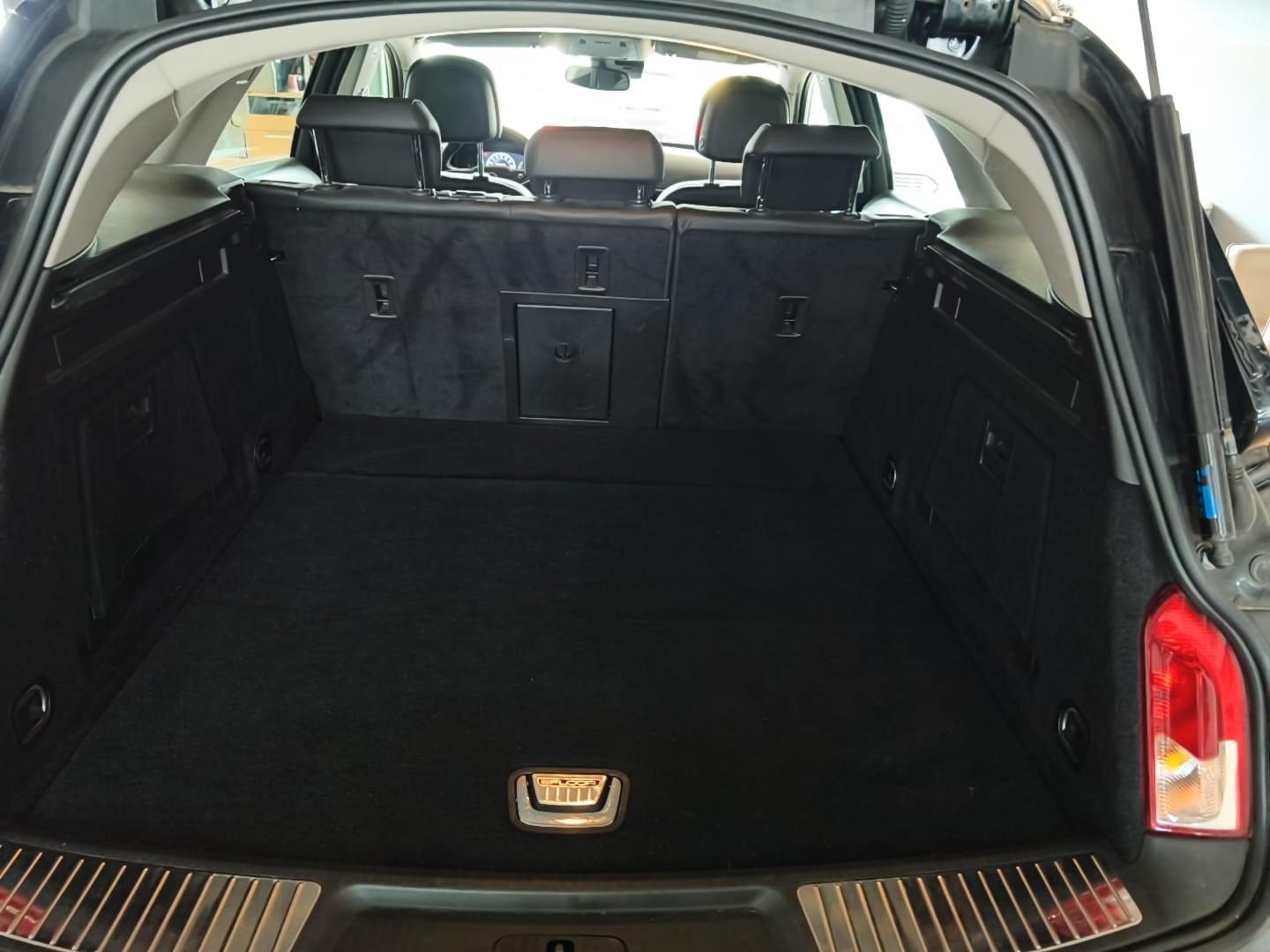 Opel Insignia A Sports Tourer ACC*Leder*Digital-Tacho