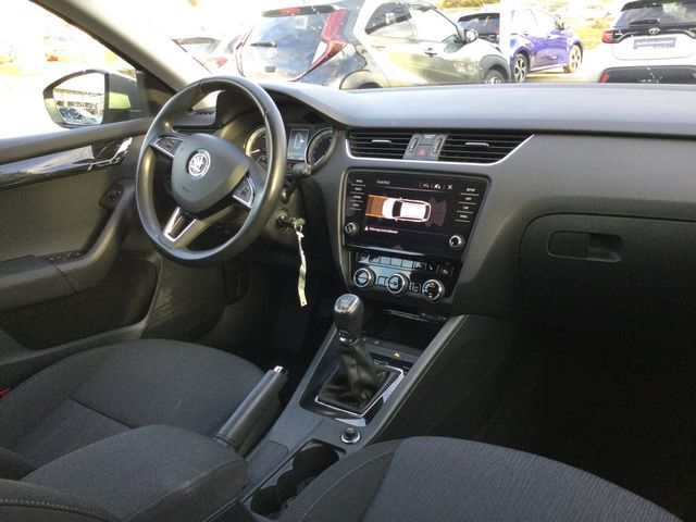Octavia 1.4 TSI Style KLIMA PDC SITZHEIZUNG