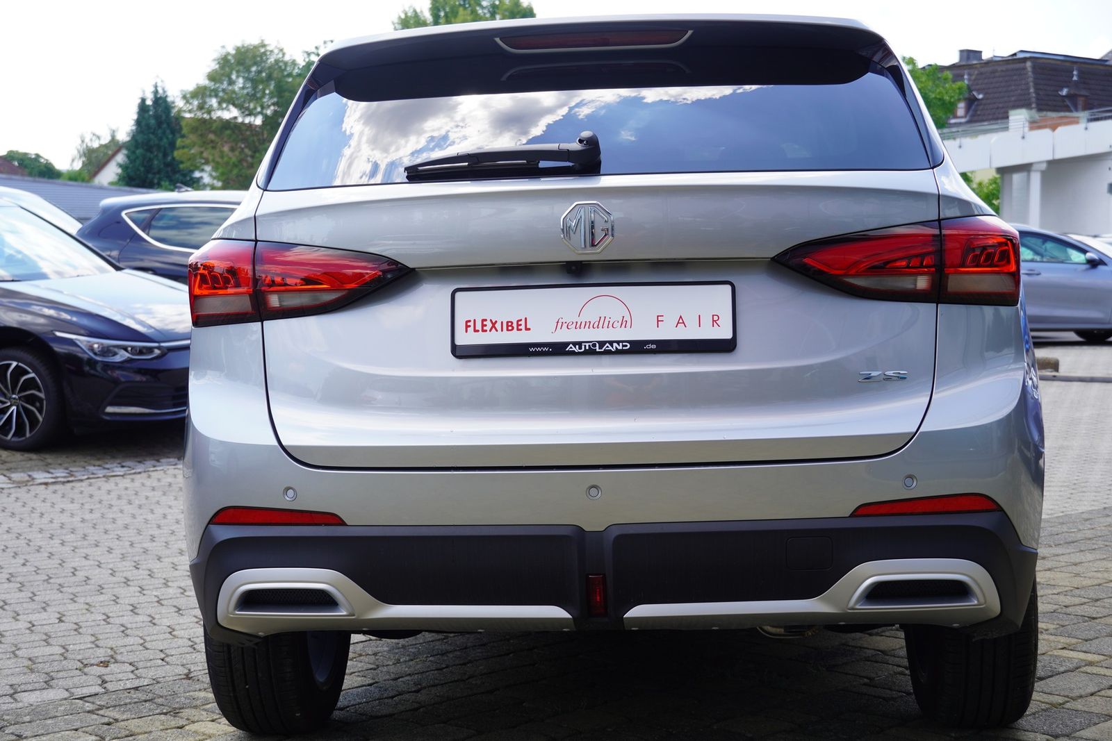 MG ZS