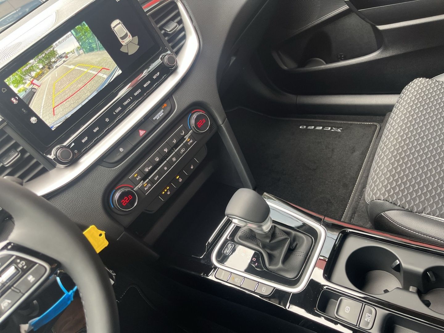 Fahrzeugabbildung Kia XCeed VISION 1.6 T-GDI *KOMFORT-PLUS-PAKET*