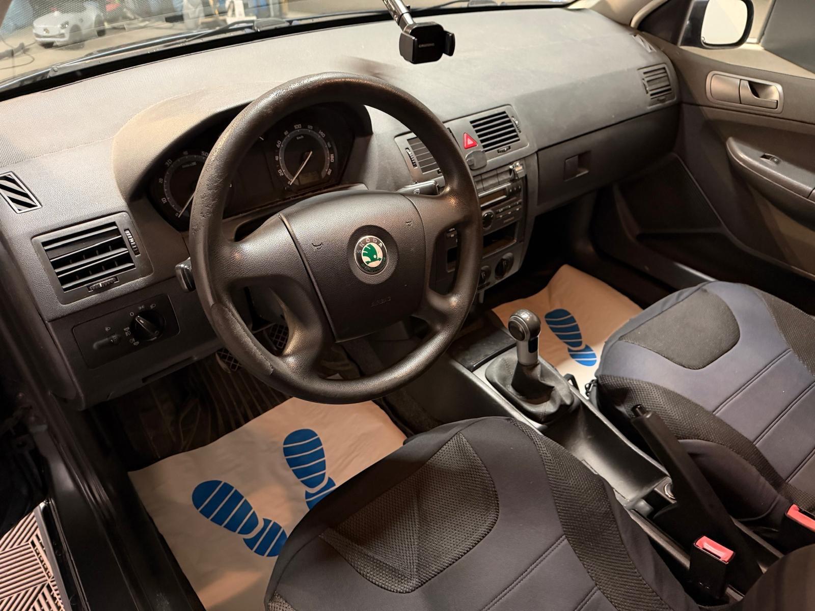 Skoda Fabia 2006 — photo 8