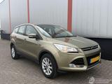 Ford Kuga 1.5 Titanium 4WD AUTOMAAT - Ford Kuga Unfallwagen