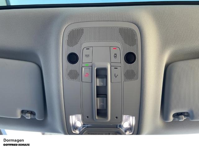 Audi Q3 35 TFSI S tronic LED Navi Panorama Kamera