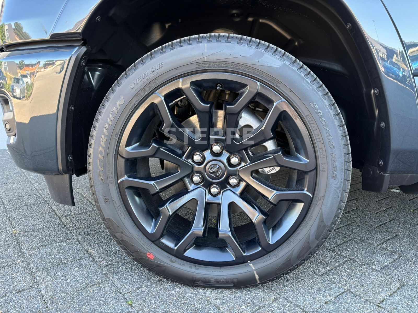 Dodge 2026 RAM 1500 Limited Night 5,7LV8 Rambox MWK