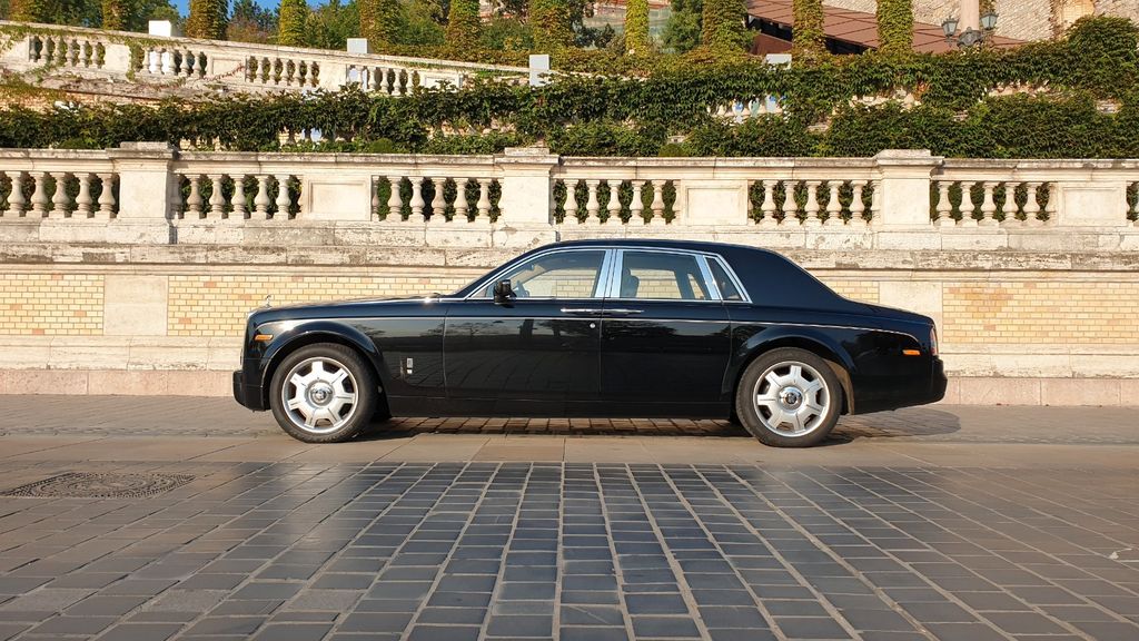 Rolls-Royce Phantom