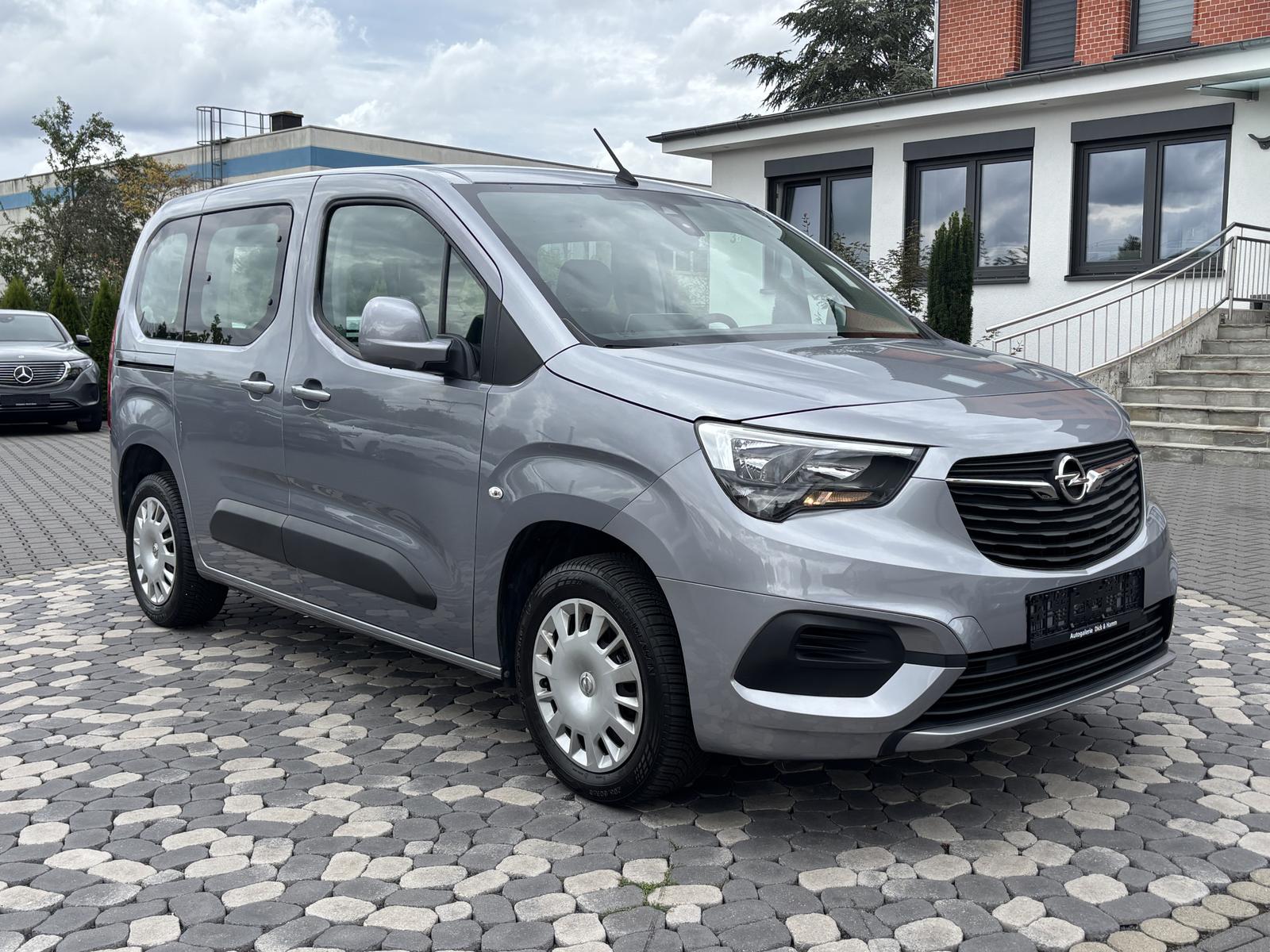 Opel Combo Edition Life PDC TEMP VERKZ-SPURASSIST AHK