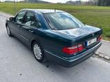 Mercedes-Benz E 320 4MATIC ELEGANCE Elegance - Mercedes-Benz E 320: Matic