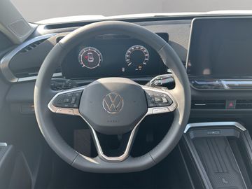Volkswagen T-Roc - 12