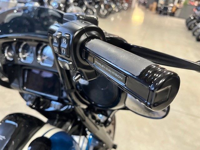 Fahrzeugabbildung Harley-Davidson FLHXST*FAST JOHNNIE*ÖHLINS*STREET GLIDE ST*117