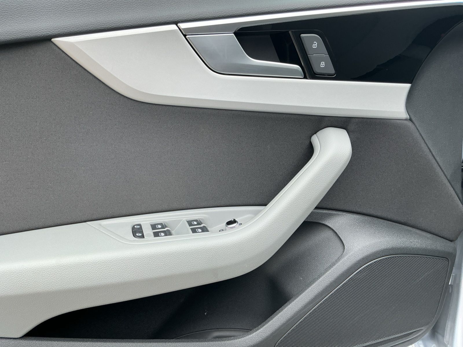 Audi A4 - Bild 15