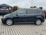 Volkswagen Touran Highline R-LINE LED NAVI STANDHZG 7 SITZE - VW Touran 7-Sitzer