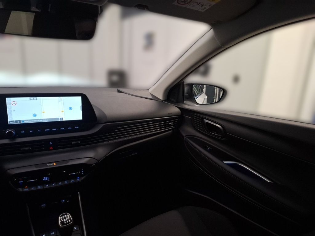 Fahrzeugabbildung Hyundai i20 FL (MY25) 1.0 T-GDI (100 PS) 6-MT 2WD Prime