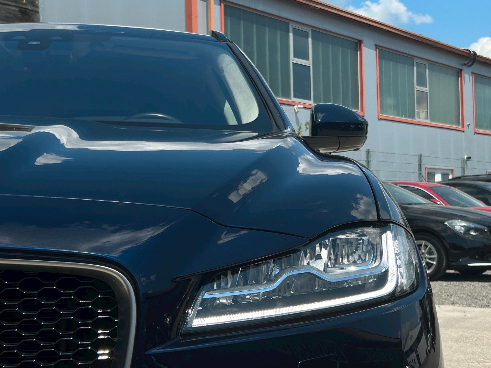 Fahrzeugabbildung Jaguar F-Pace 30t AWD R-Sport ACC 360° Kam Meridian Nav