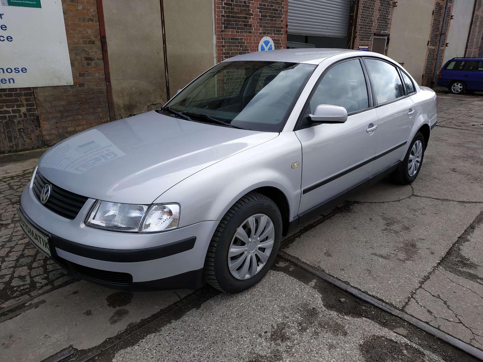 Passat Passat 1.6 Limousine / Automatik / TÜV NE – Bild 4