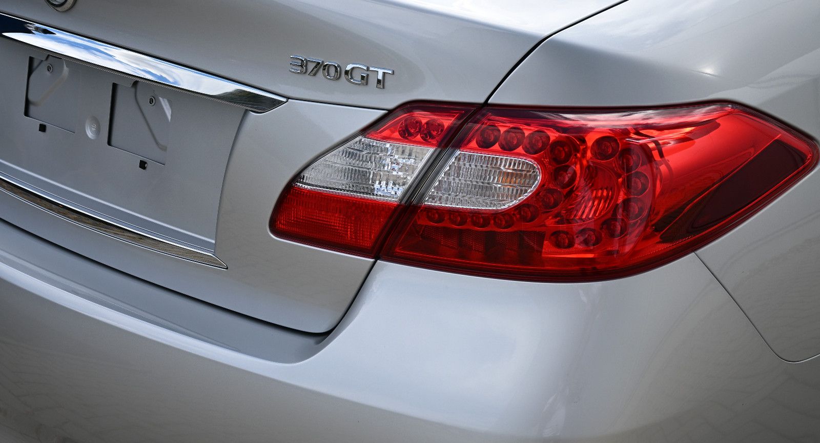 Nissan Fuga 3,7 GT Type S – Bild 10