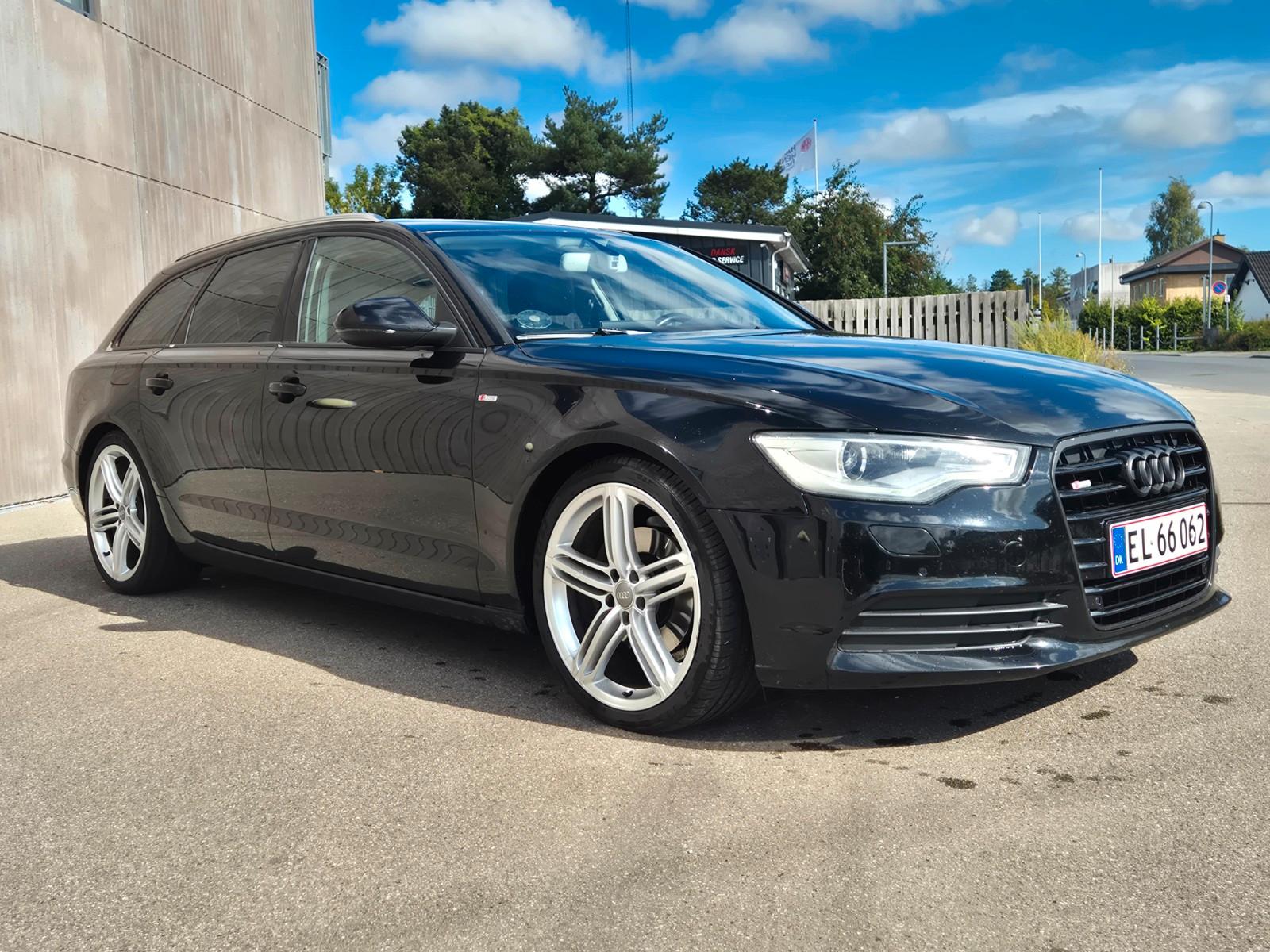 Audi A6 2012 — interior