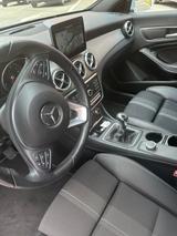Mercedes-Benz CLA 180 Shooting Brake - - gebrauchte Mercedes-Benz CLA 180 Shooting Brake aus dem Jahr 2018