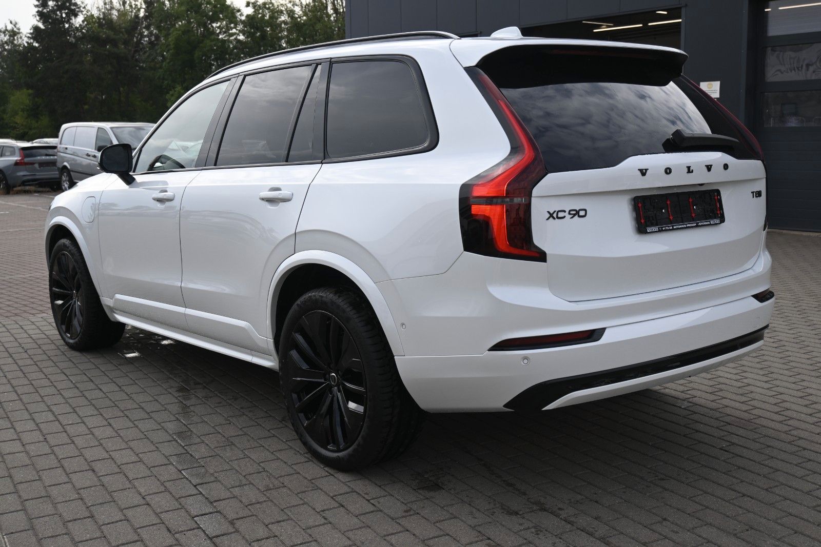Fahrzeugabbildung Volvo XC90 T8 AWD Ultra Black Edition*LUFT*360*ACC*AHK