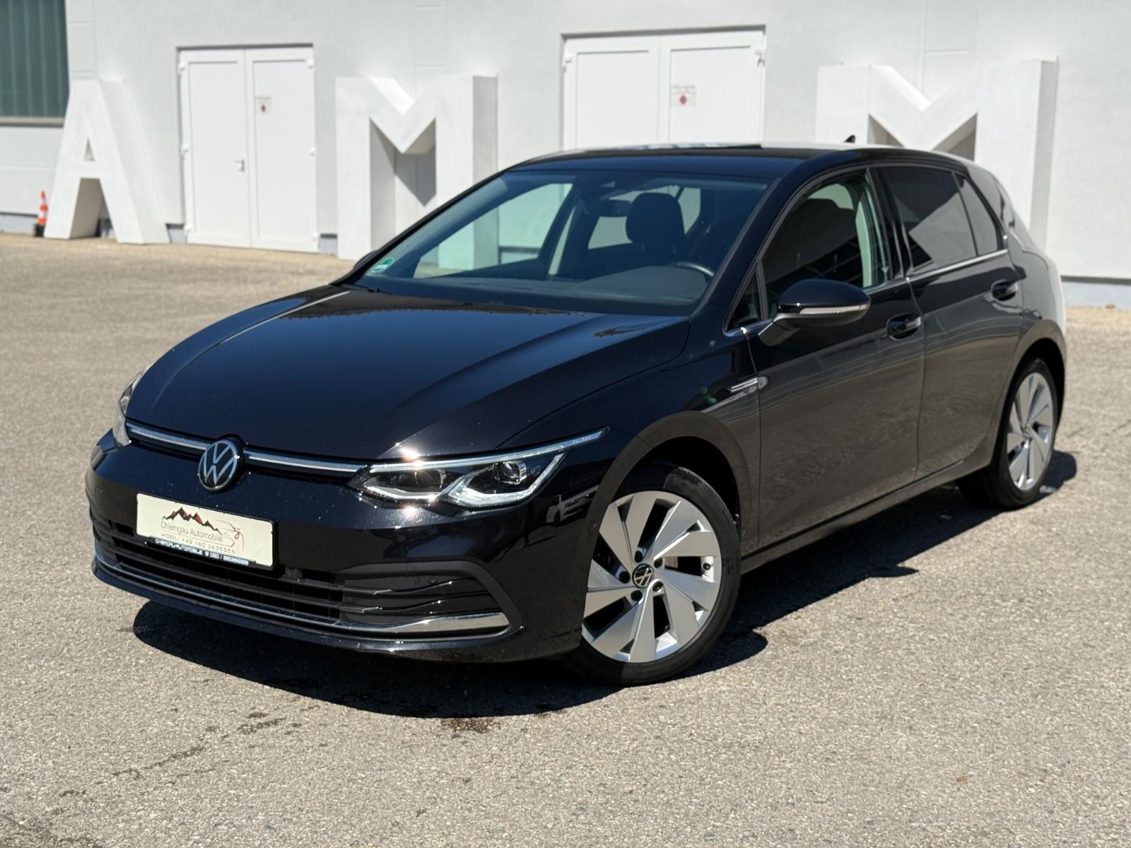Volkswagen Golf VIII Lim. Style 1.5 eTSI iQ Lights LED