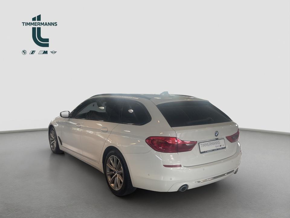 BMW 525d Touring Luxury Line  AHK HUD MEMORY