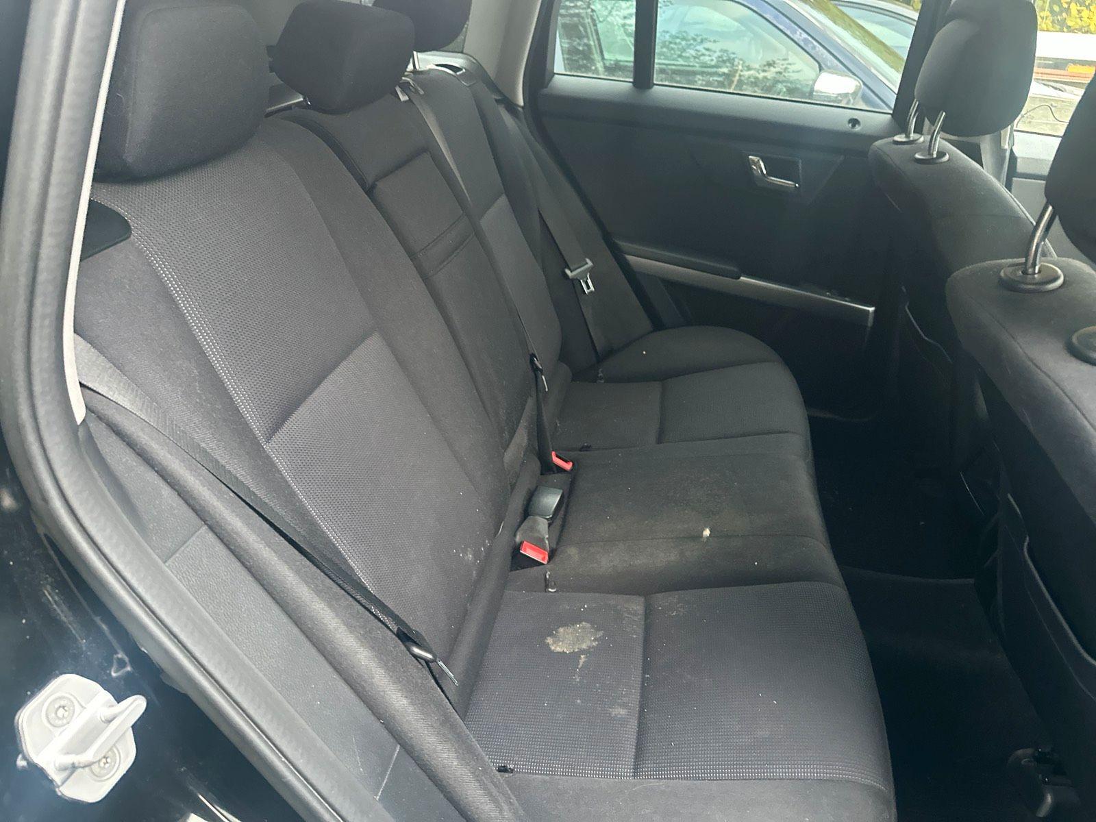 Mercedes-Benz GLK350 2009 — photo 12