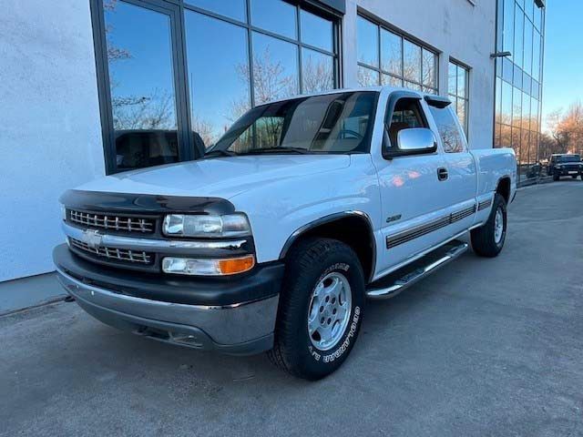 Chevrolet Silverado LS 1500 pickup Z71 all-wheel drive