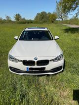 BMW 320d Touring Sport Line Automatic Spo... - BMW 320 Gebrauchtwagen in Freiburg