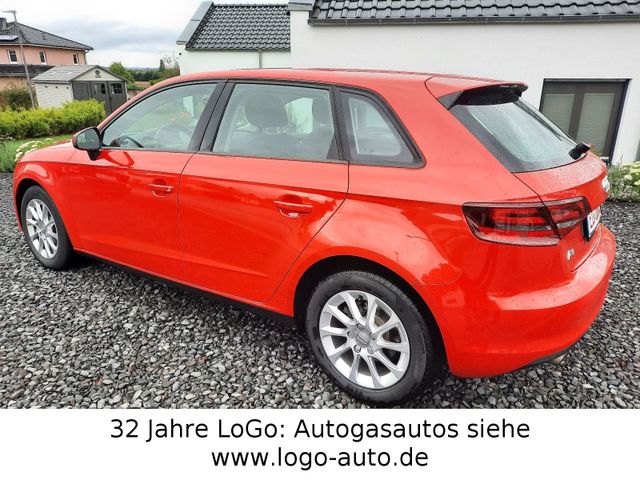 Audi A3 Sportback Attraction 1.Hand erst 28000 km!!!!