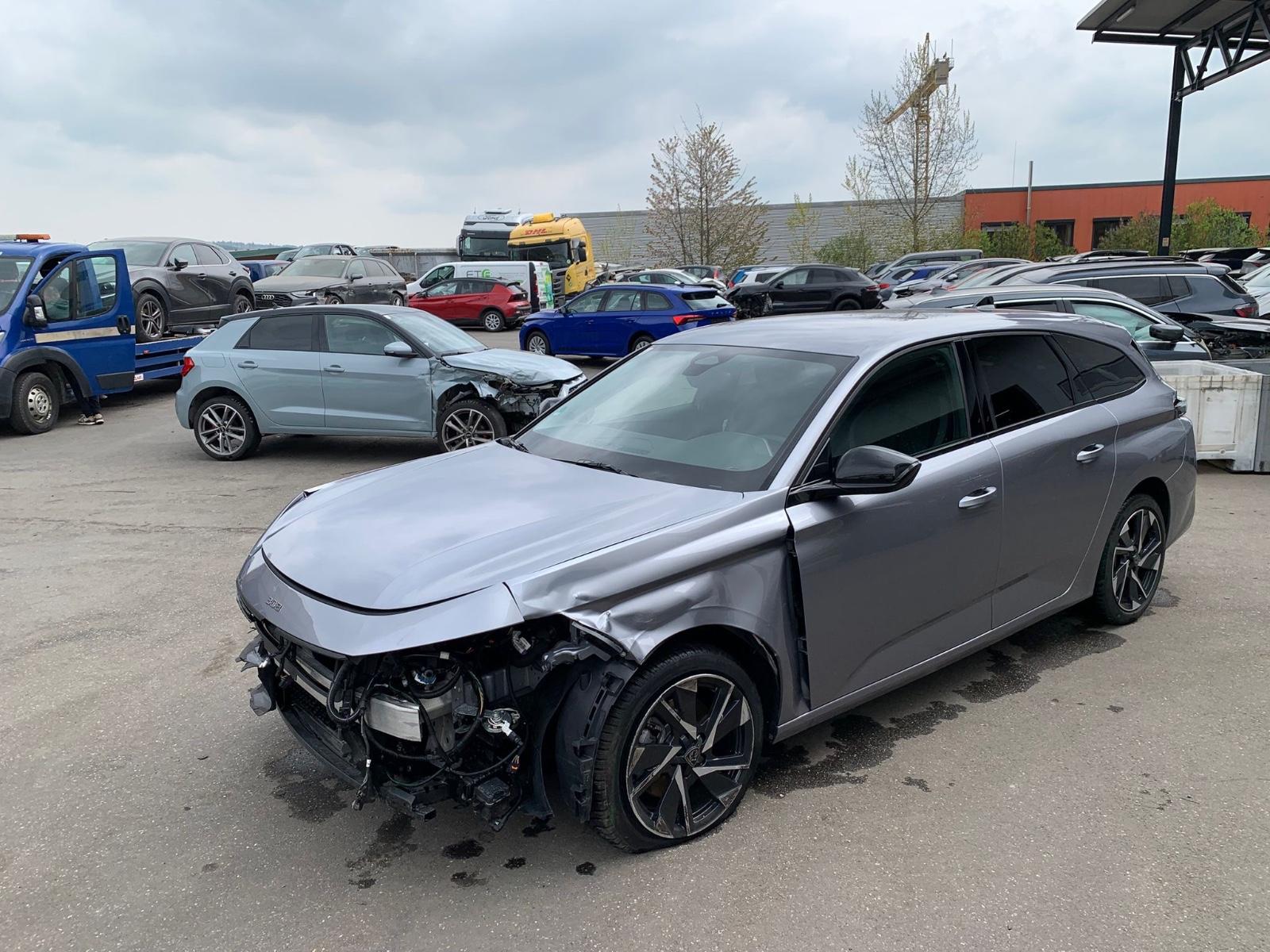 Peugeot 308 SW Hybrid 145 Allure