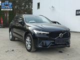 Volvo XC 60 B4 AWD Plus Dark PANO H&K NAVI MEM R-CAM - Volvo Unfallwagen